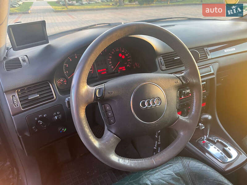 Седан Audi A6 2001 в Ровно