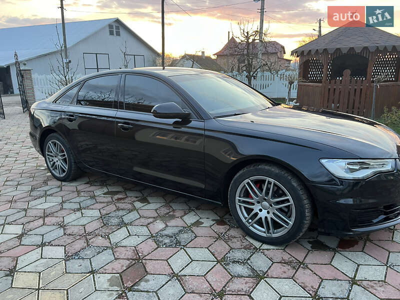 Седан Audi A6 2011 в Чернівцях