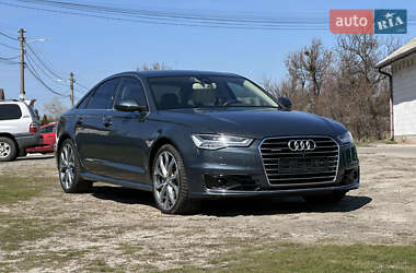 Седан Audi A6 2015 в 