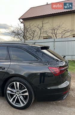 Универсал Audi A6 2019 в 