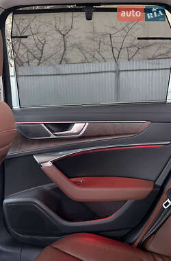Универсал Audi A6 2019 в 