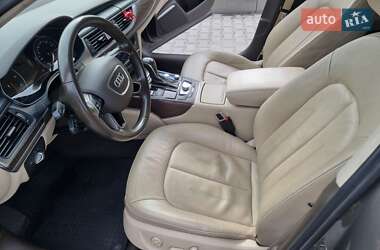 Седан Audi A6 2015 в 