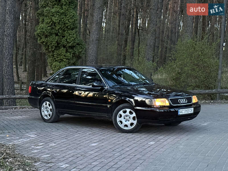 Седан Audi A6 1995 в 