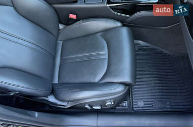 Седан Audi A6 2017 в 