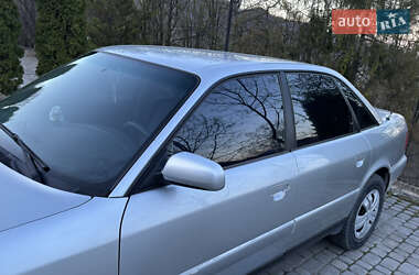 Седан Audi A6 1997 в 