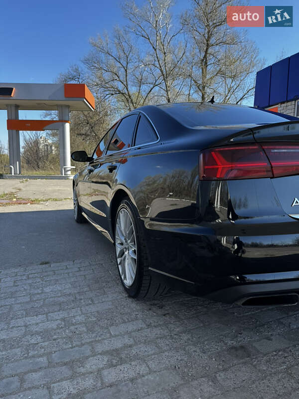 Седан Audi A6 2014 в Кременчуге