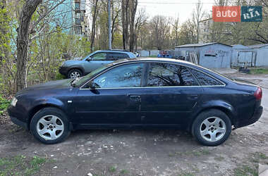 Седан Audi A6 2002 в 