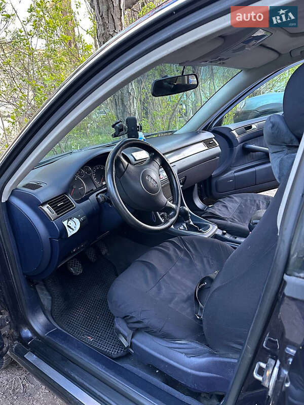 Седан Audi A6 2002 в Одессе