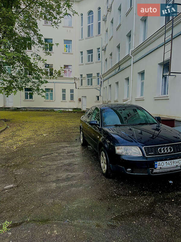Седан Audi A6 2002 в 