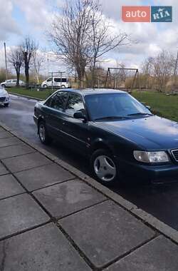 Седан Audi A6 1996 в 