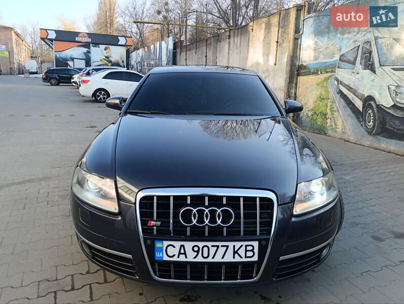 Седан Audi A6 2004 в Умани