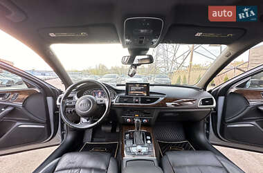 Седан Audi A6 2015 в 