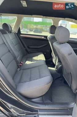 Универсал Audi A6 2003 в 