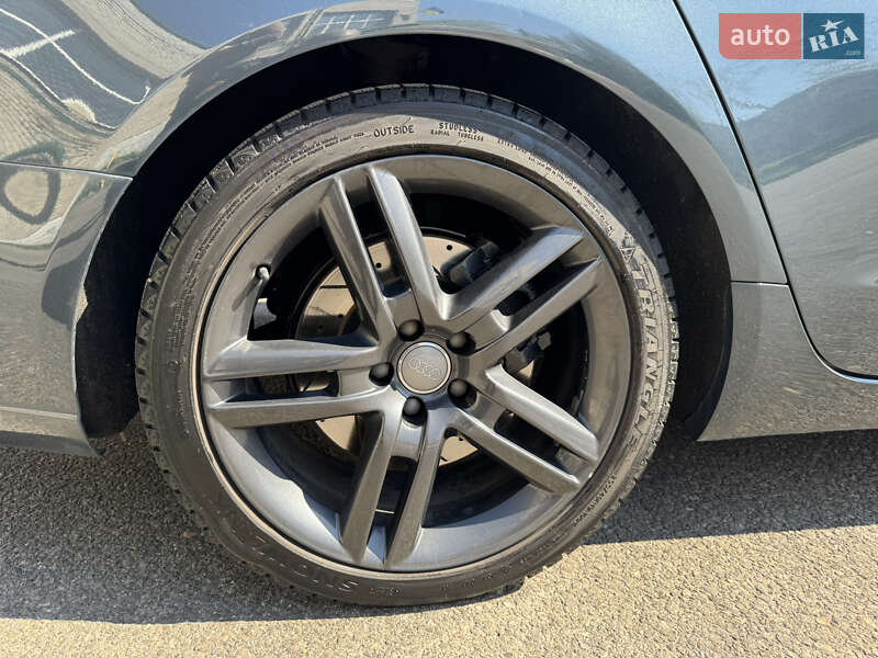 Седан Audi A6 2013 в Першотравенске
