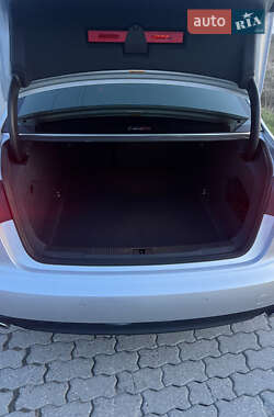 Седан Audi A6 2013 в 
