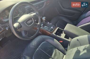 Седан Audi A6 2013 в 