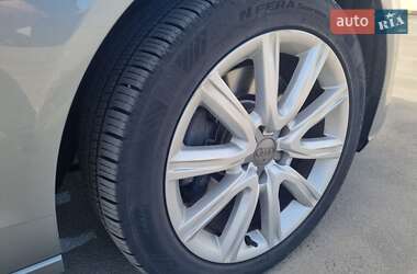 Седан Audi A6 2013 в 