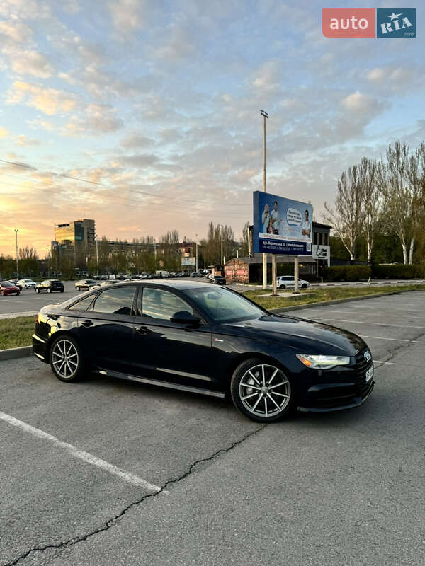 Седан Audi A6 2015 в Запорожье
