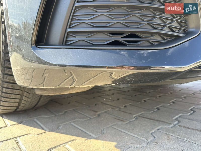 Седан Audi A6 2018 в Киеве
