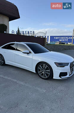 Седан Audi A6 2018 в 