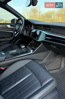 Седан Audi A6 2018 в 