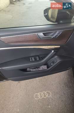 Седан Audi A6 2023 в 