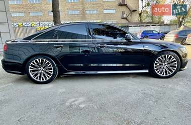 Седан Audi A6 2015 в 