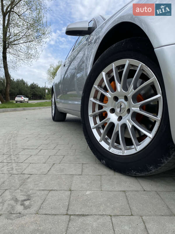 Универсал Audi A6 2005 в Новояворовске