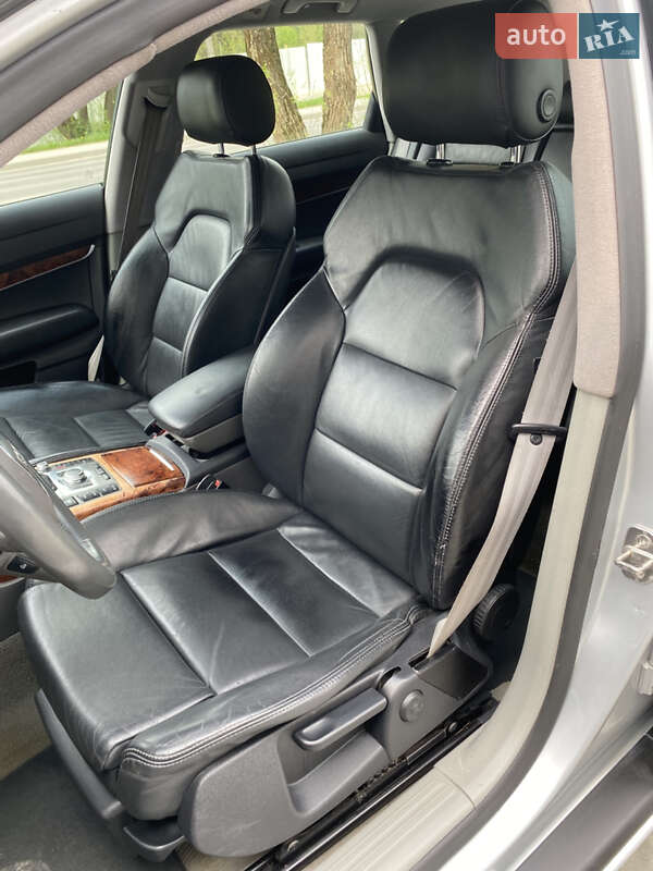 Универсал Audi A6 2005 в Новояворовске