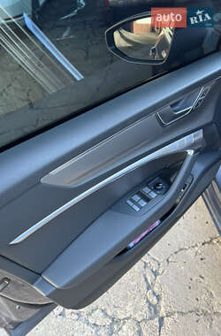 Седан Audi A6 2020 в 