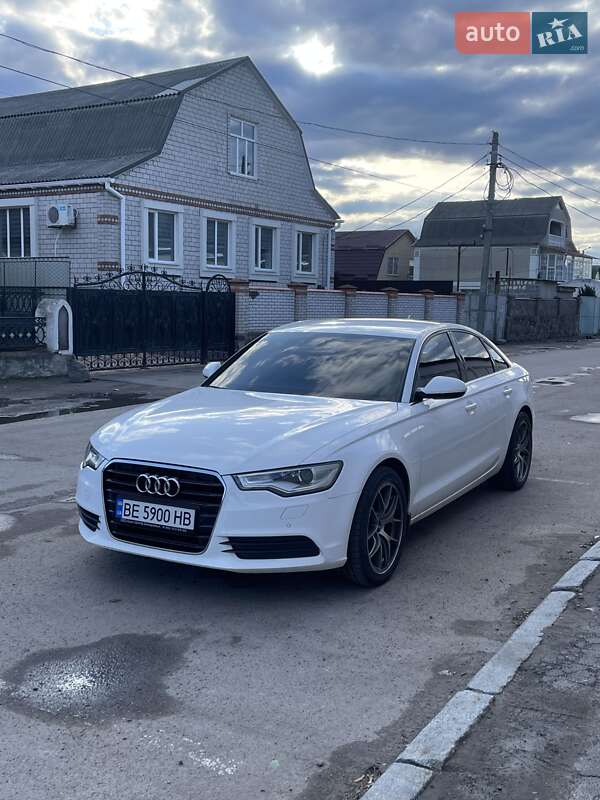 Седан Audi A6 2011 в Первомайске