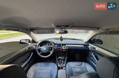Седан Audi A6 2001 в 
