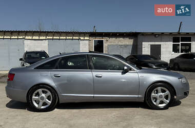 Седан Audi A6 2004 в 