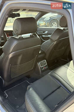 Седан Audi A6 2004 в 