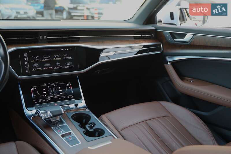 Седан Audi A6 2022 в Харькове