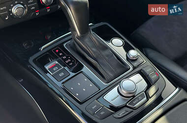 Седан Audi A6 2015 в 