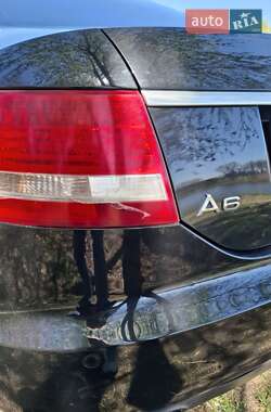 Седан Audi A6 2006 в 