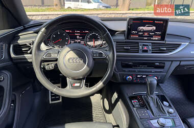 Седан Audi A6 2015 в 
