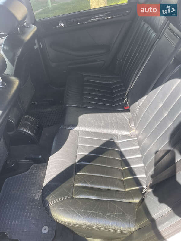 Универсал Audi A6 2001 в Ровно