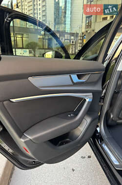 Седан Audi A6 2022 в 