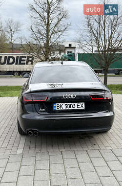 Седан Audi A6 2013 в 