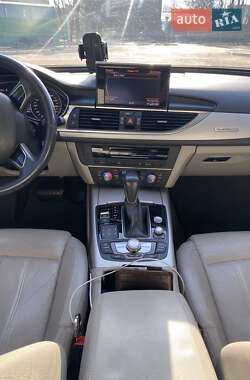 Седан Audi A6 2016 в 