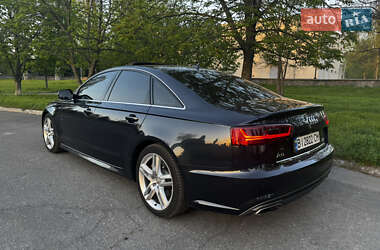 Седан Audi A6 2015 в 