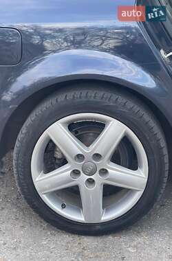 Универсал Audi A6 2004 в 