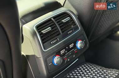 Седан Audi A6 2012 в 