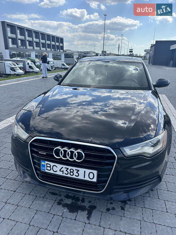 Седан Audi A6 2012 в 