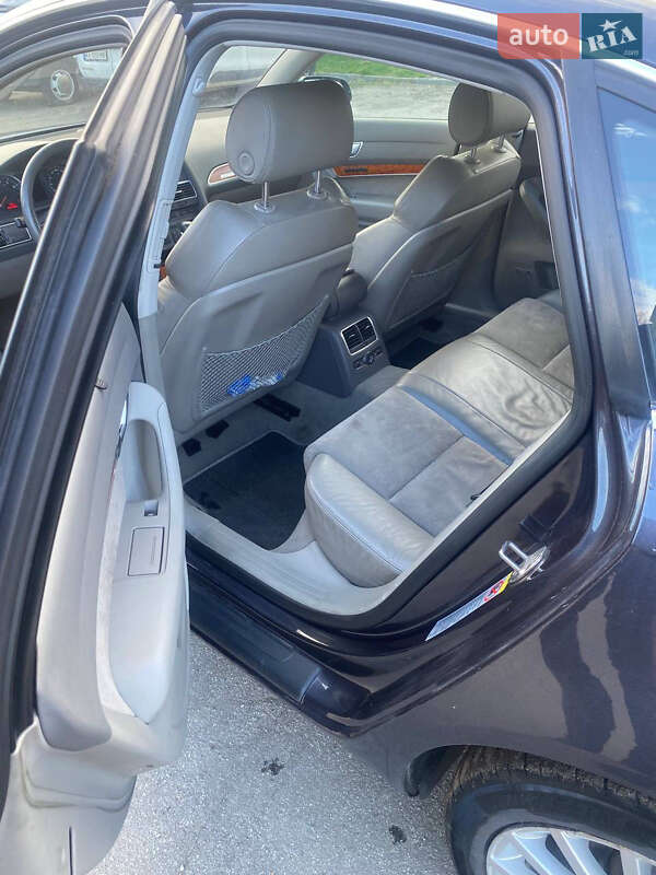Седан Audi A6 2004 в Киеве