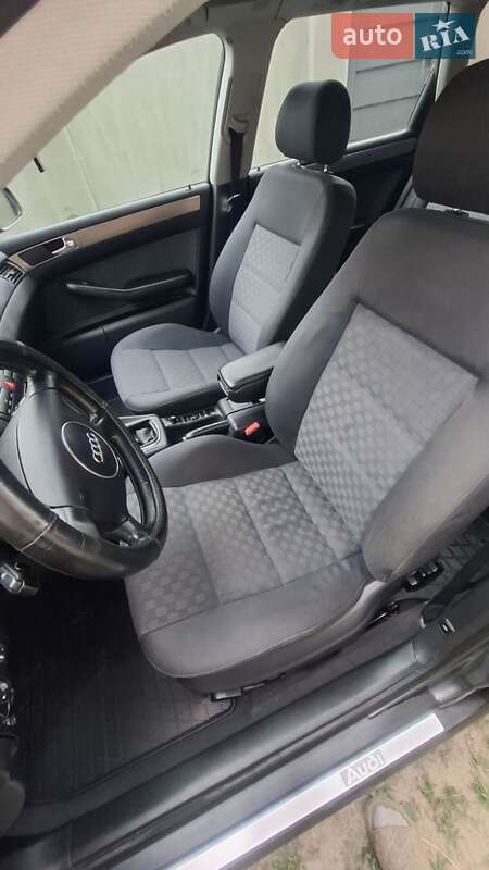 Универсал Audi A6 2003 в Хусте