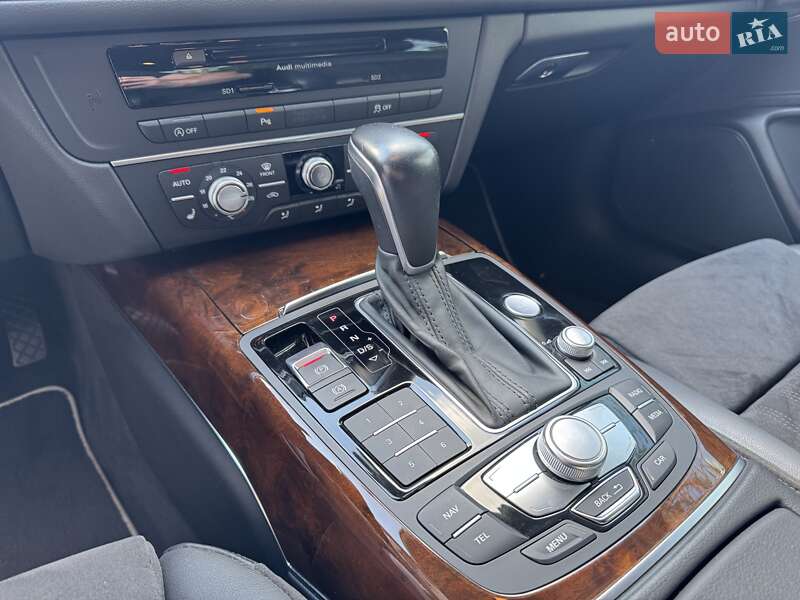 Седан Audi A6 2015 в Львові