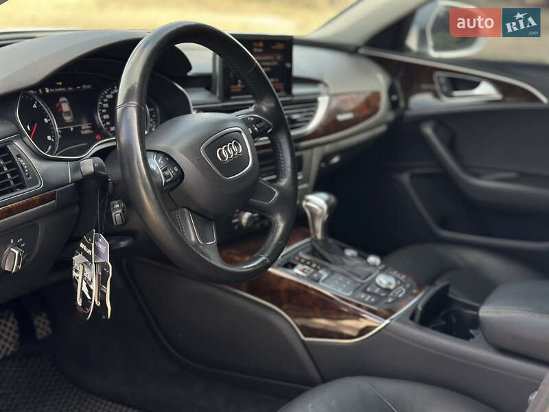 Седан Audi A6 2013 в Черновцах